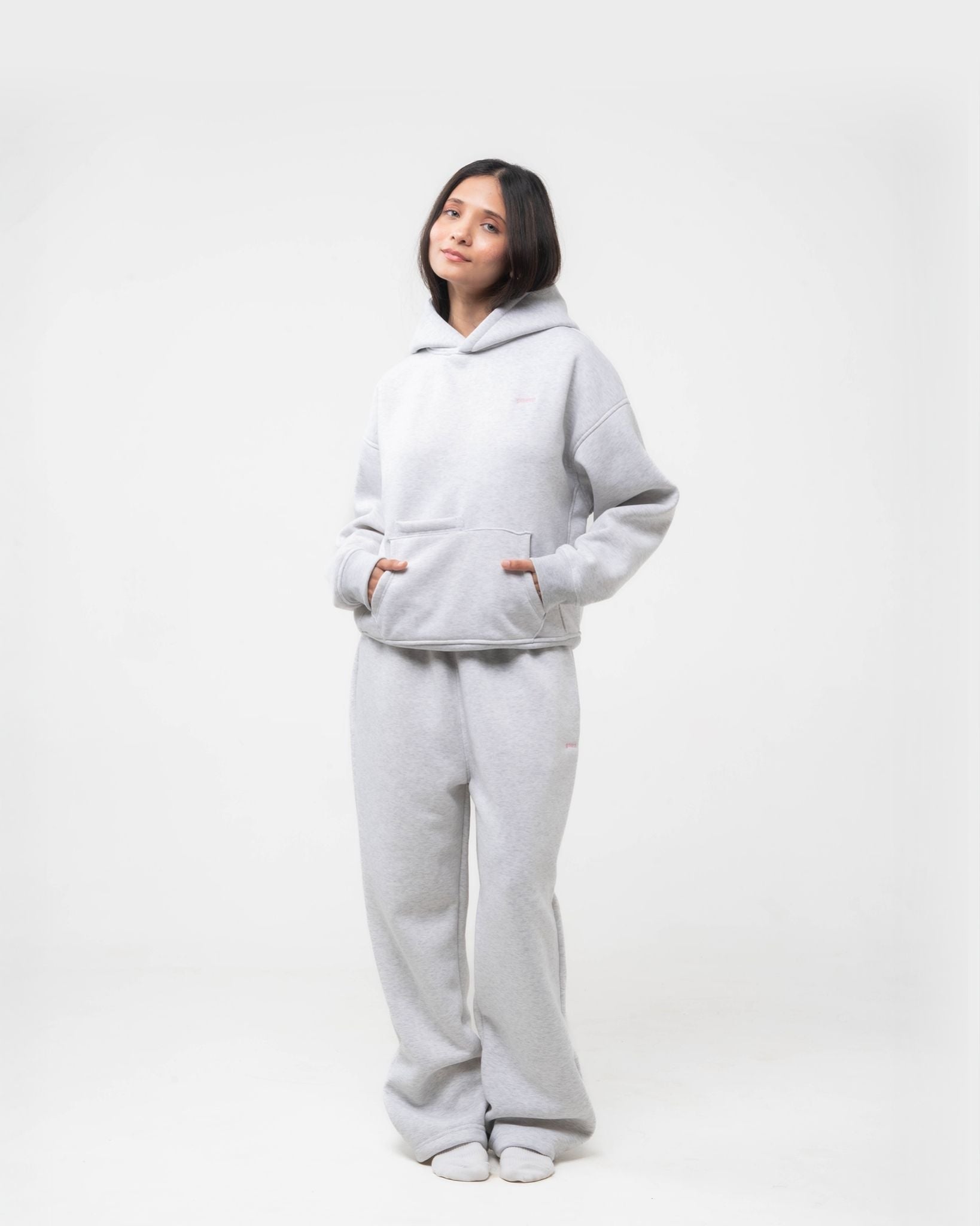 Straight Fit Joggers in Grey - Gmorn