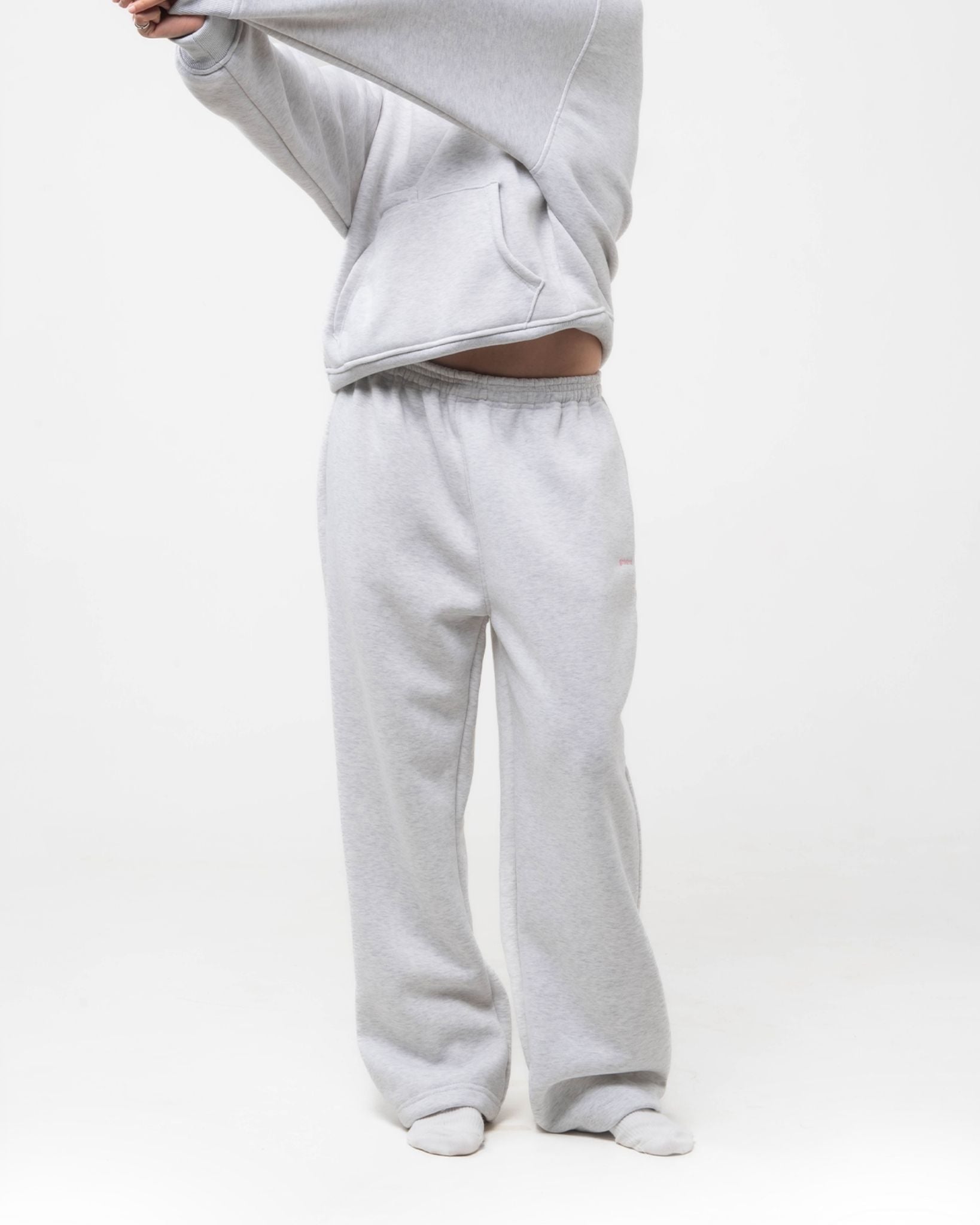 Straight Fit Joggers in Grey - Gmorn