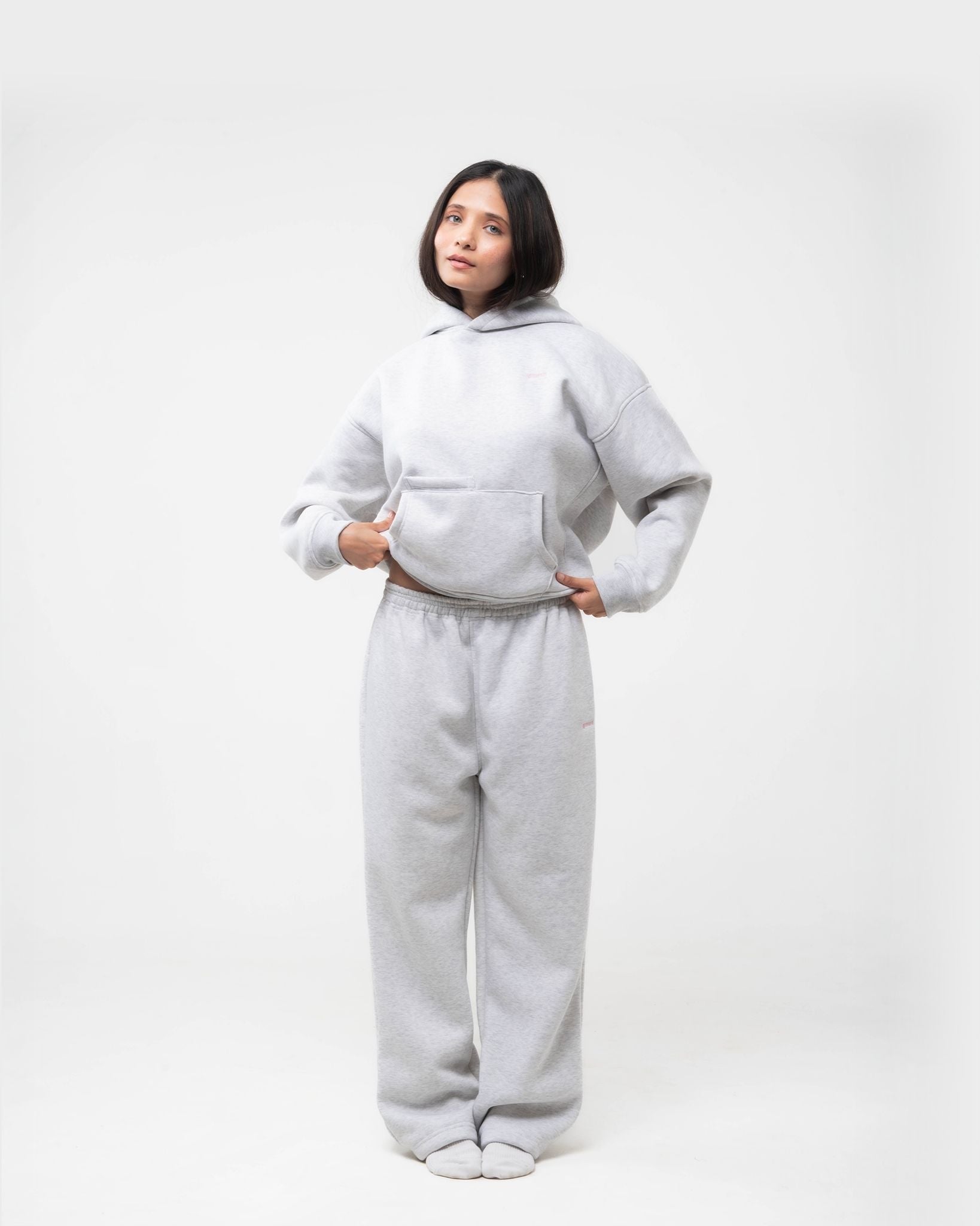 Straight Fit Joggers in Grey - Gmorn